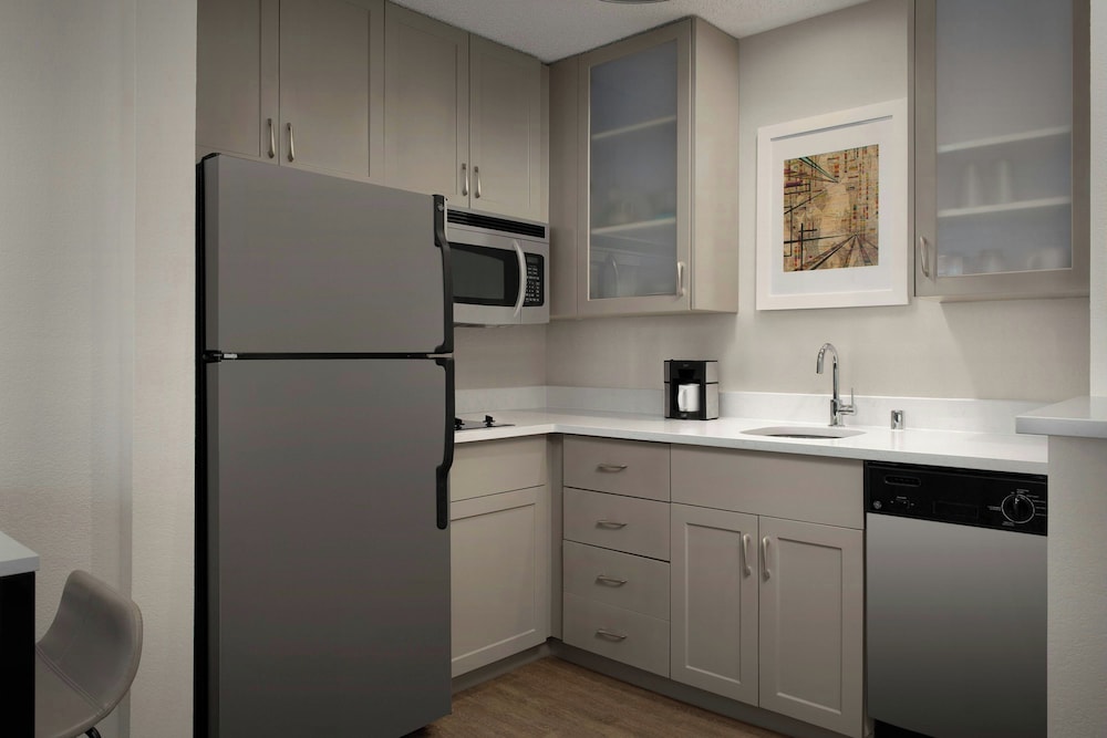 Residence Inn by Marriott Bellevue Downtown 6/50
