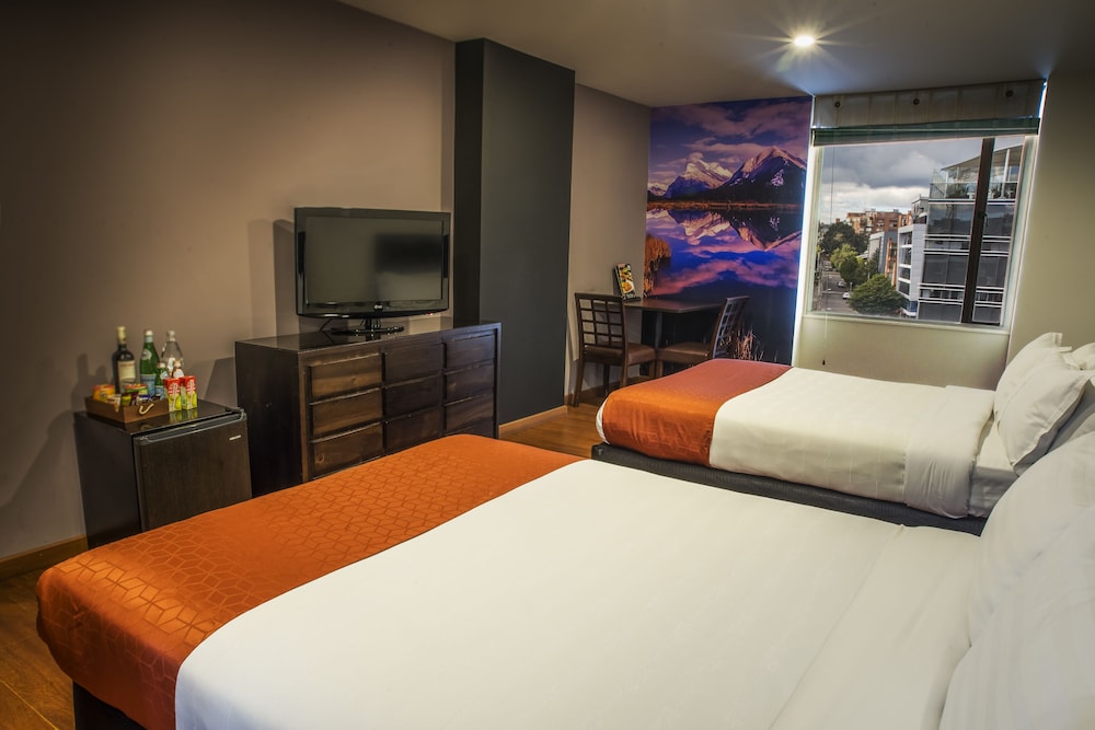 Hotel Santa Barbara Real 24/51