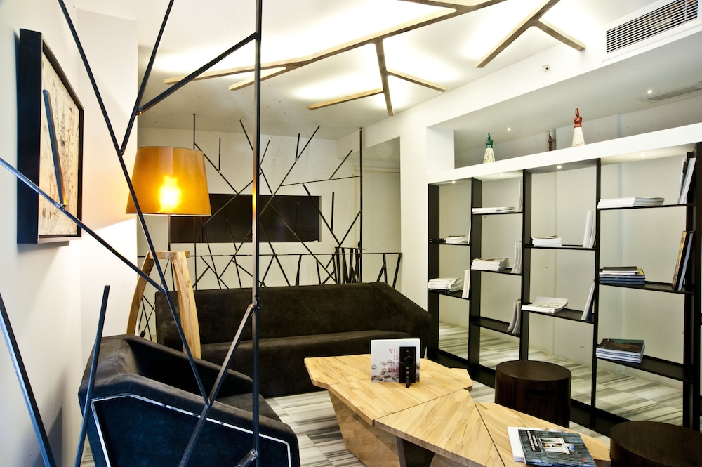 Khai Hotel Karakoy 52/60