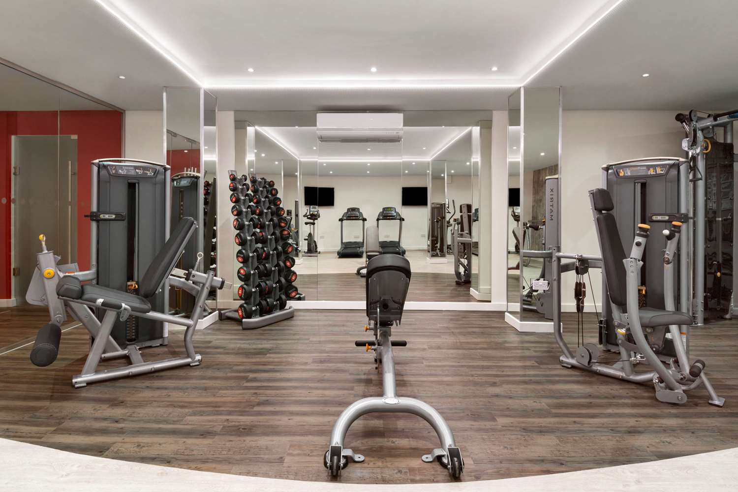 Ramada Encore by Wyndham Leicester City Centre 12/33