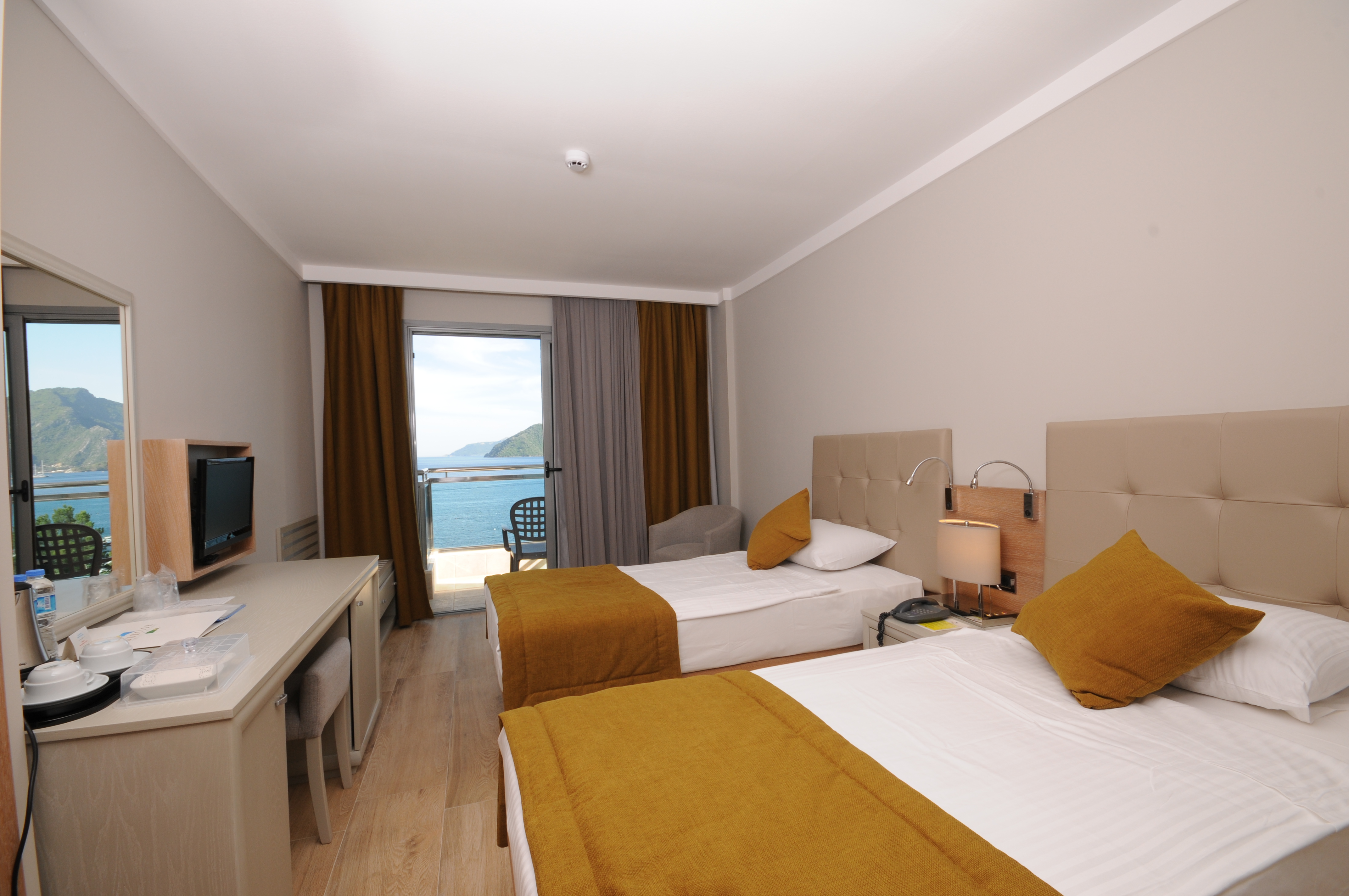 Sunrise Hotel 25/46
