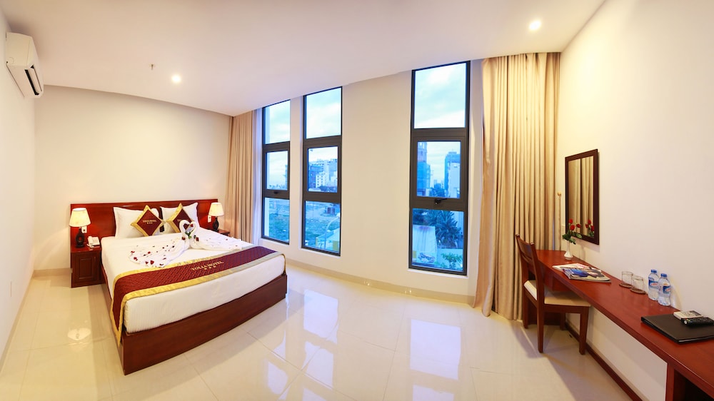 May Beach Hotel 15/43
