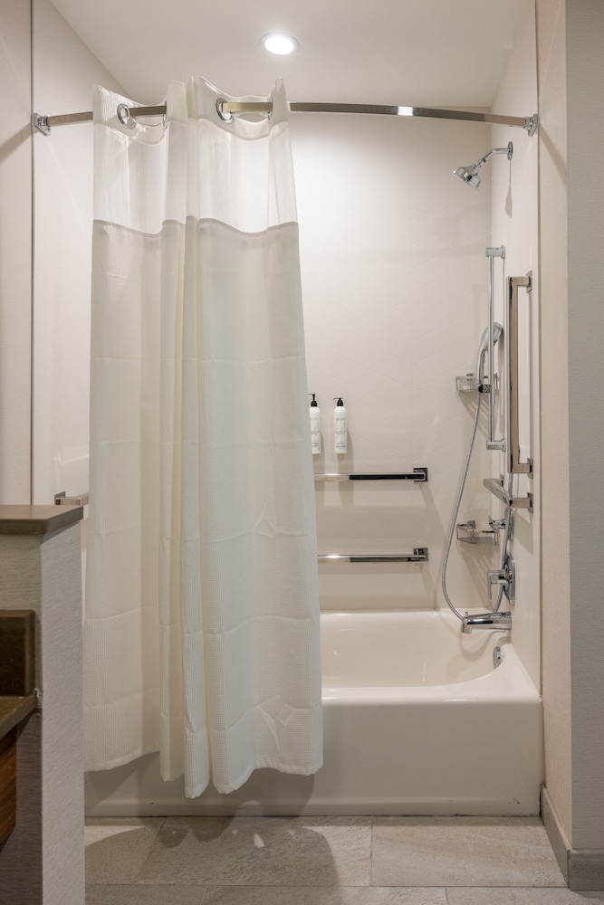 Fairfield Inn & Suites Canton Riverstone Parkway 29/30