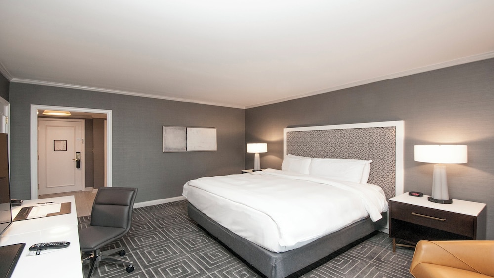 Concierge, Classic, King Bed, Plaza View، InterContinental Kansas City at the Plaza 3/4
