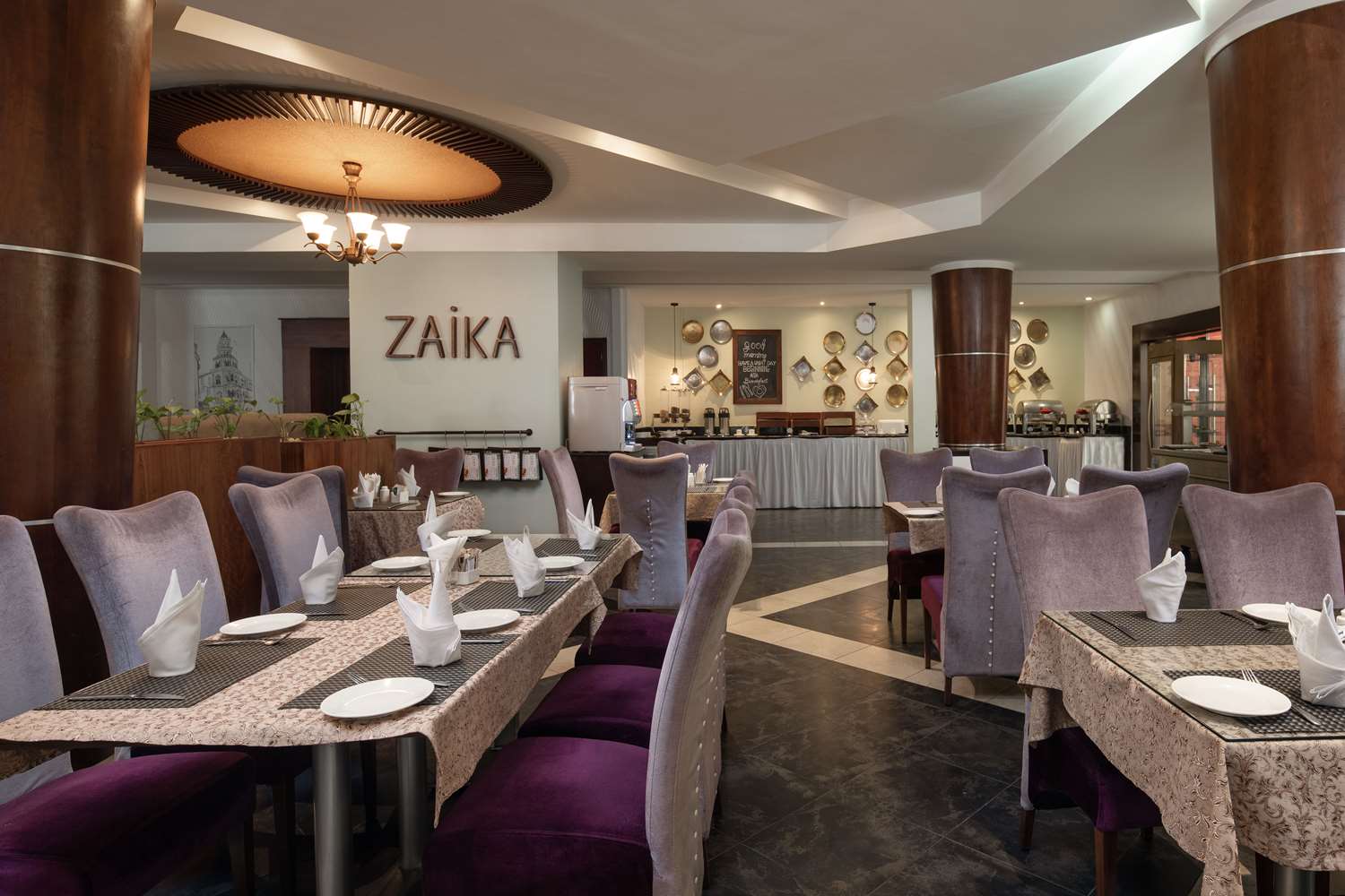 Peninsula Hotel Dar es Salaam 44/60