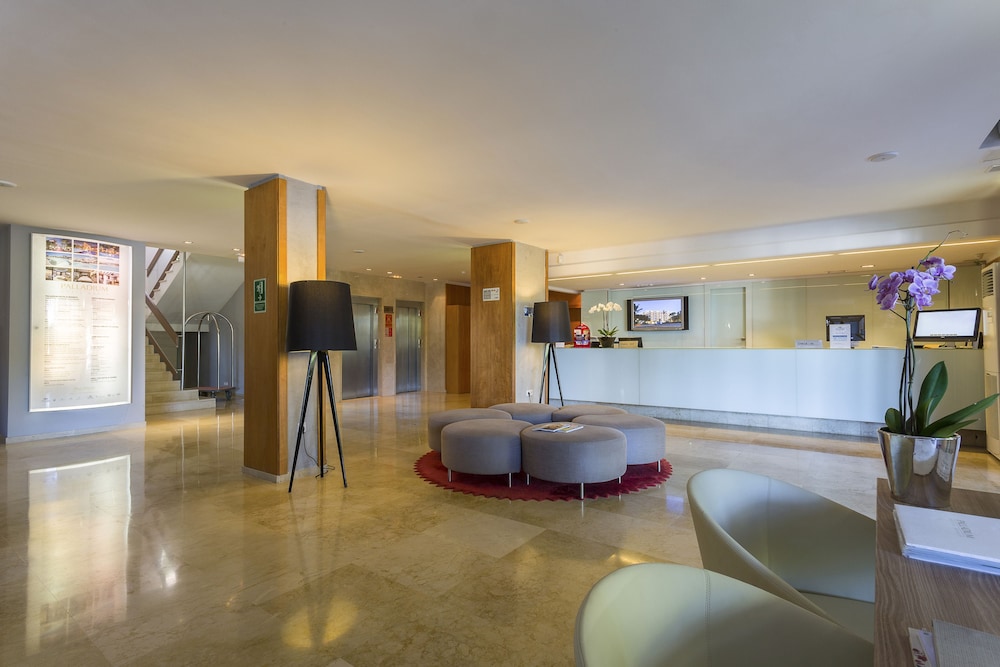 Palladium Hotel Cala Llonga - Adults Only 18/79