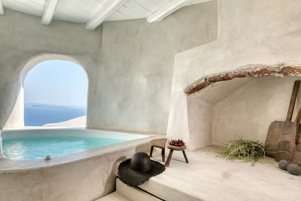 Marble Sun Villa By Caldera Houses 16/39
