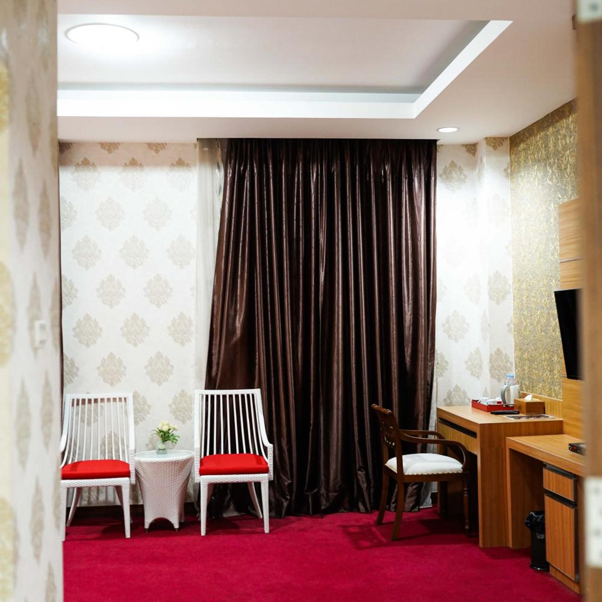 Grand Buana Lestari Hotel 25/35