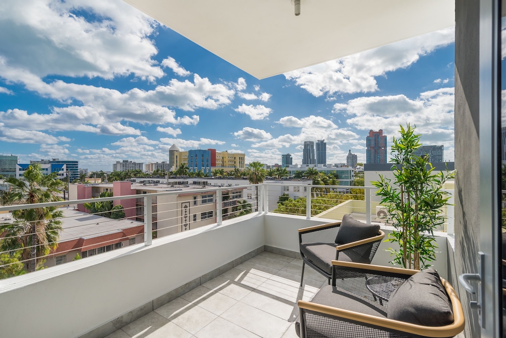 Vhc Luxury Apartments 59/67