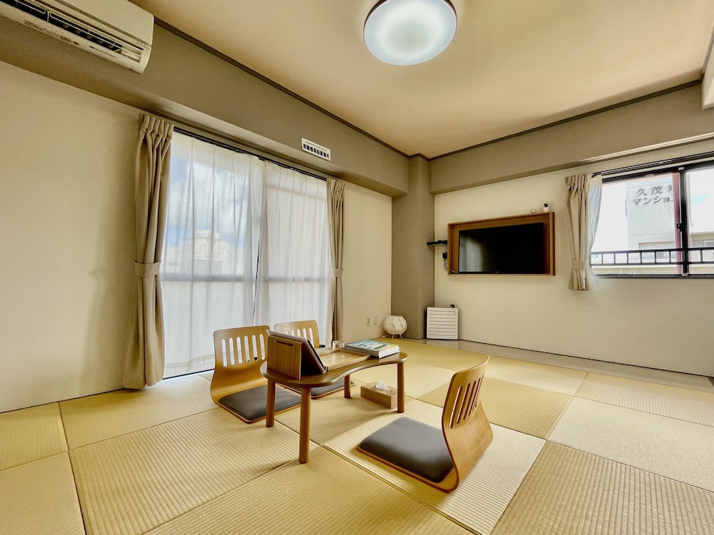 Hotel Tenshi Kan Kumoji 38/57