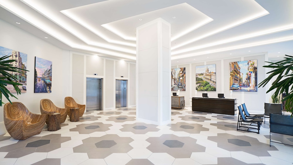 Hyatt Centric Brickell Miami 9/50