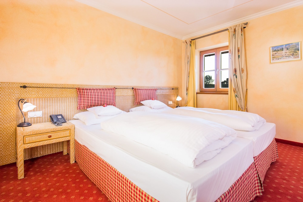 Hotel Und Landgasthof Altwirt 15/43