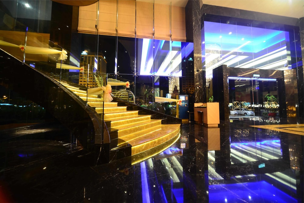 The Light Hotel Penang 44/53