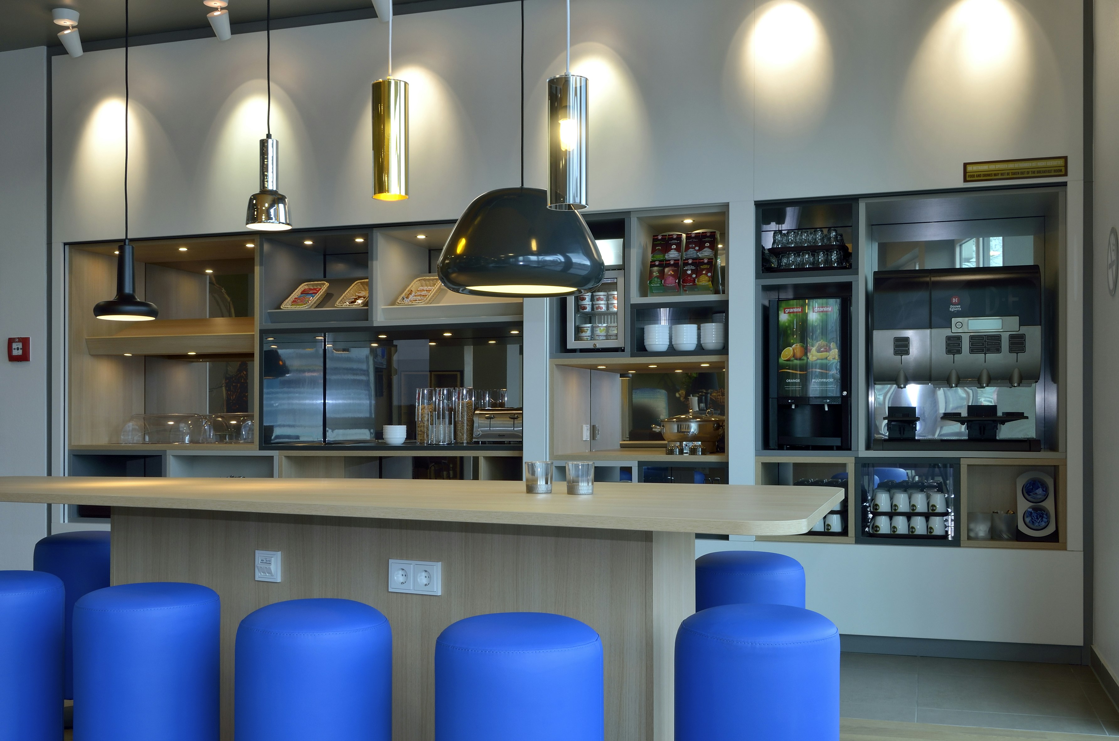 B&B HOTEL Duisburg Hbf Sud 19/25