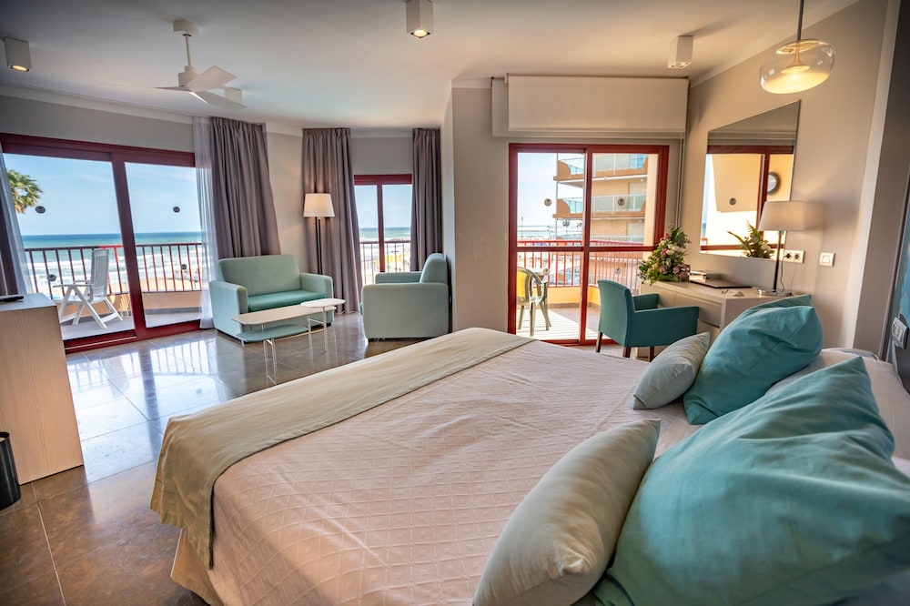 Hotel Angela 45/69