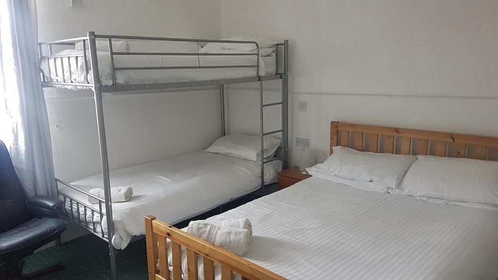 Brampton Guest House 10/50