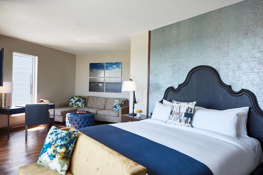 Junior Suite, King Bed