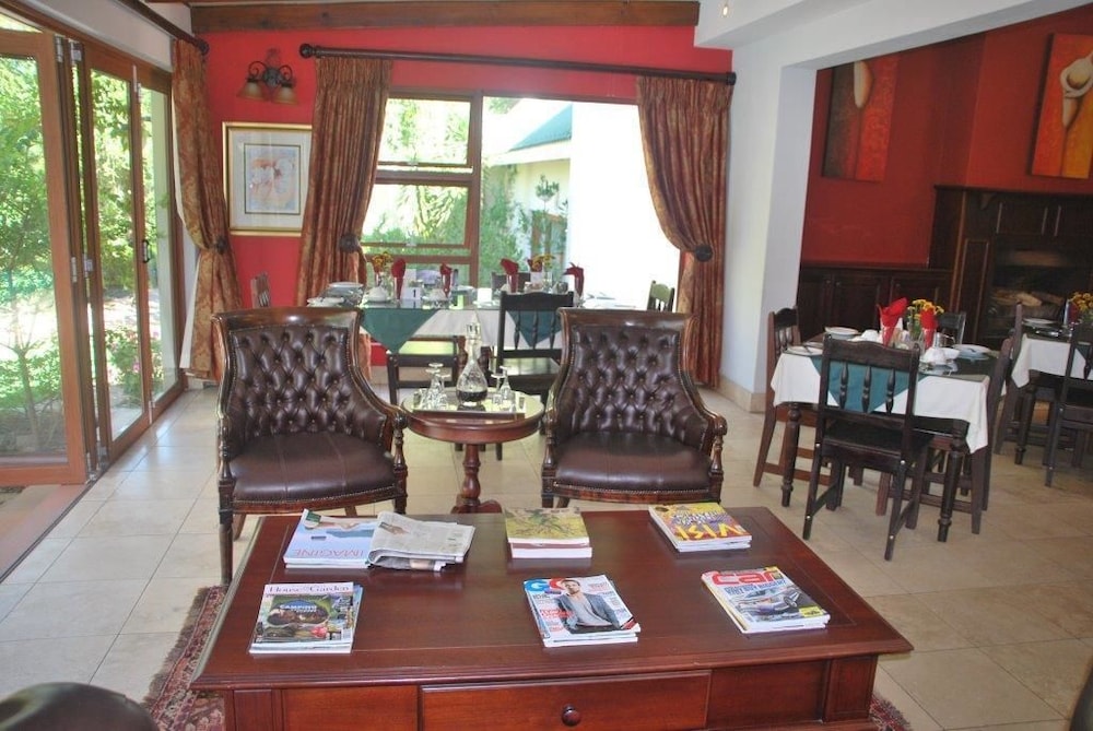 Sunninghill Guest Lodge 21/36