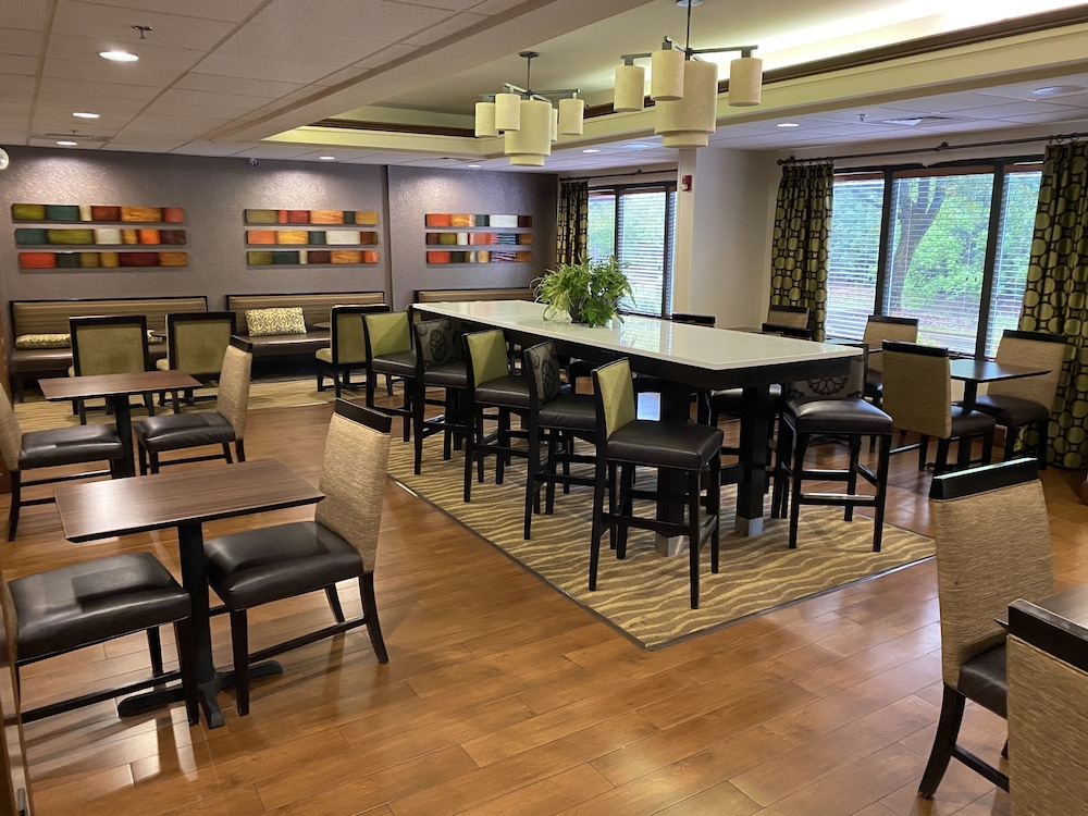 Best Western Plus Lexington Inn 37/41