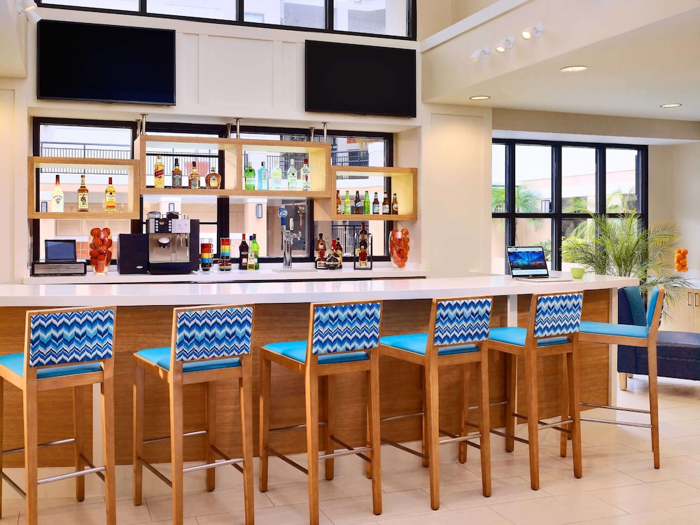 Sonesta ES Suites Orlando International Drive 49/55