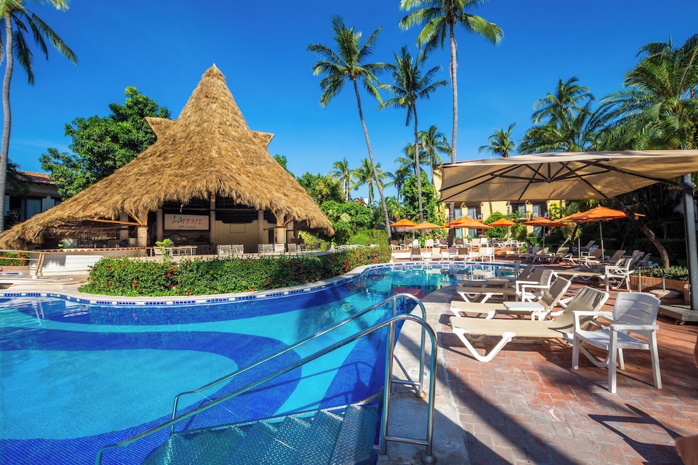 swimming pool spa