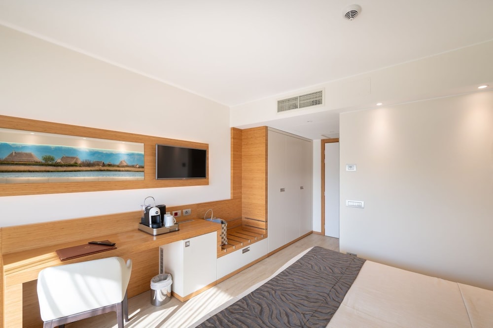 Laguna Park Hotel 24/61