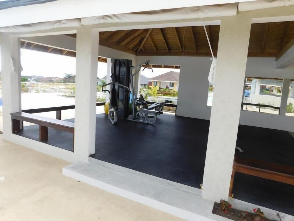 Ocho Rios Villa At Coolshade Iv 5/50
