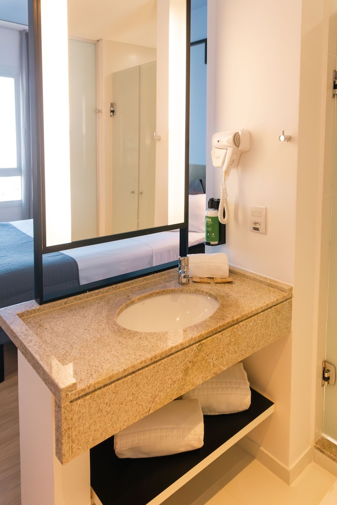 Ibis Styles Goiania Marista 76/76