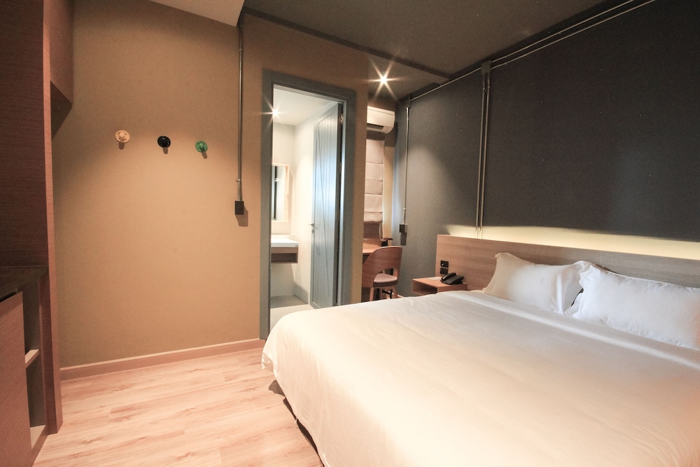 THA CITY LOFT HOTEL 15/72