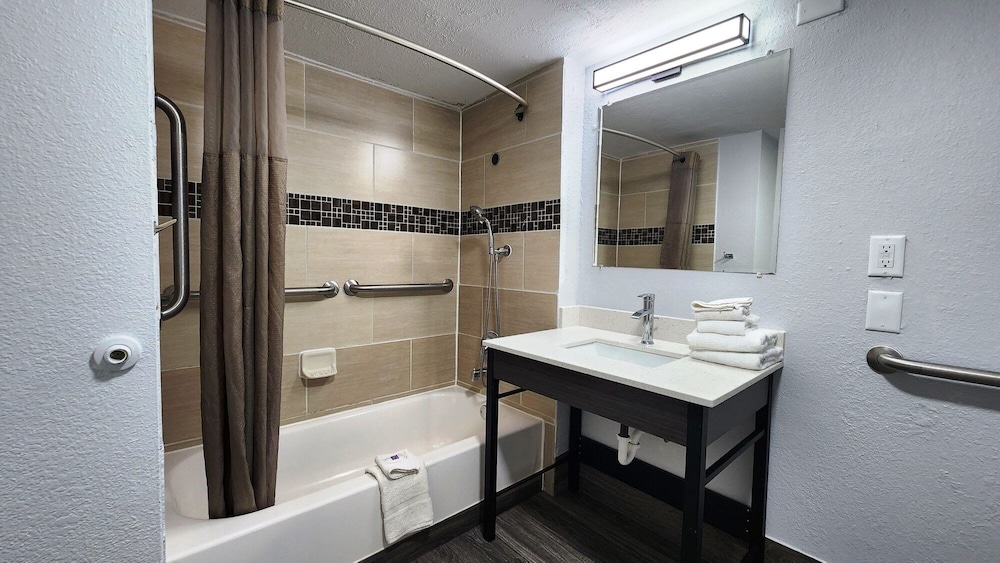 Motel6 Baytown, TX - Garth Rd 58/63