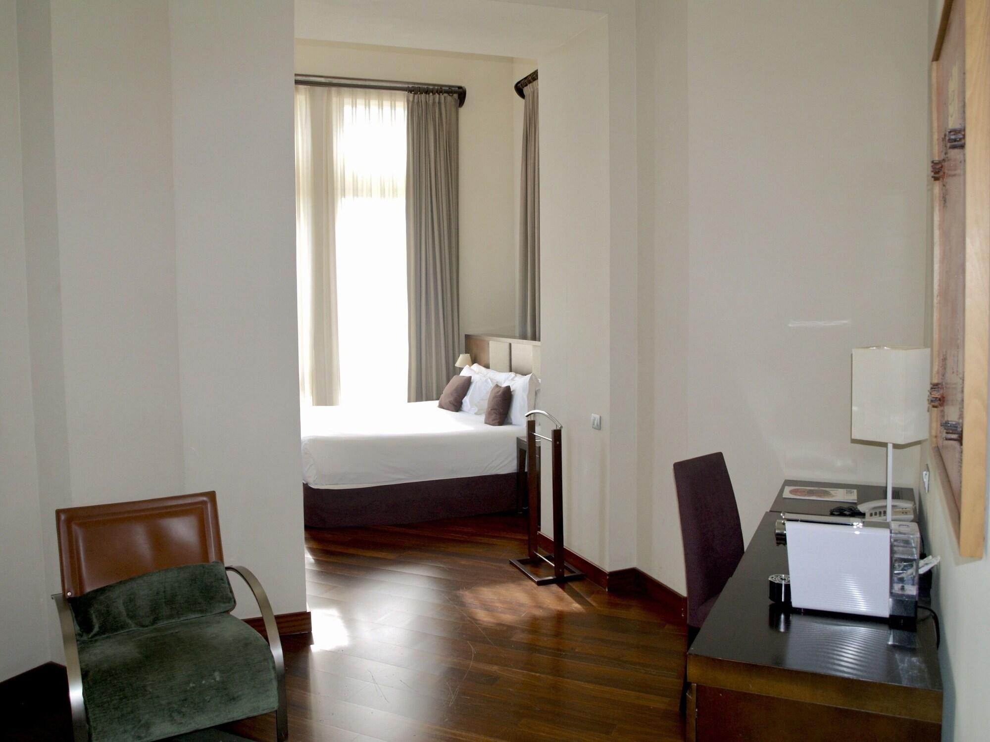 جناح جونيور بإطلالة على البحر، Hotel Urh Palacio de Oriol Formerly Nh Palacio de Oriol 5/8