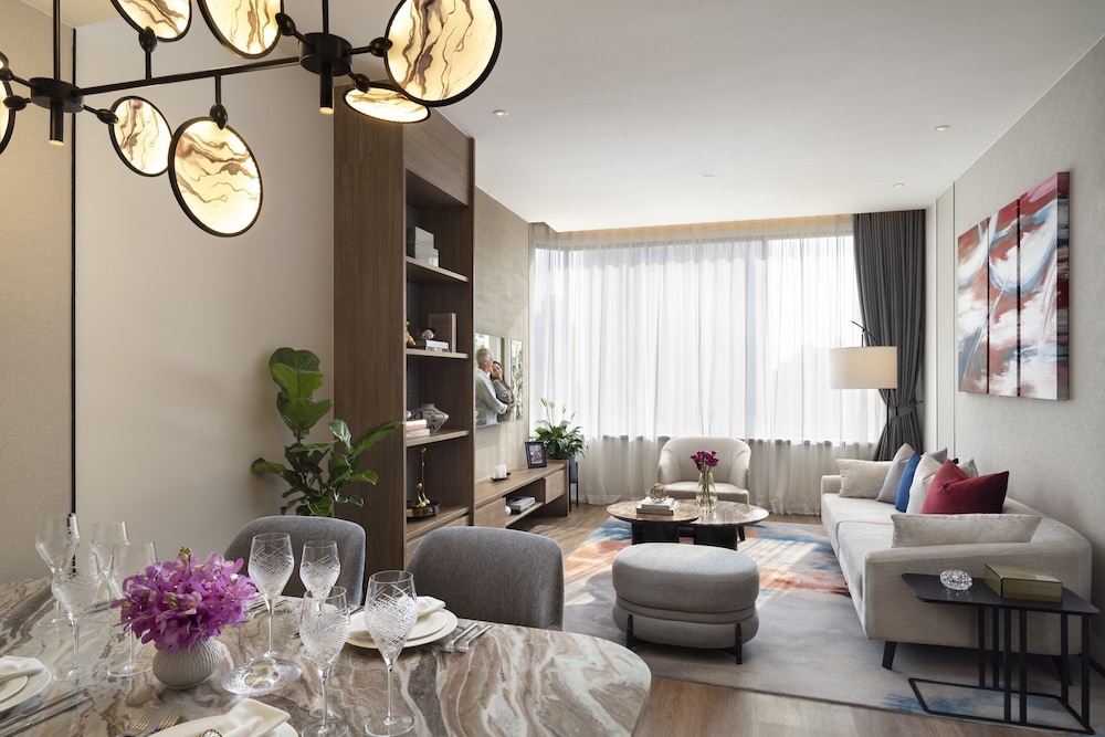 Ascott Embassy Sathorn 40/49