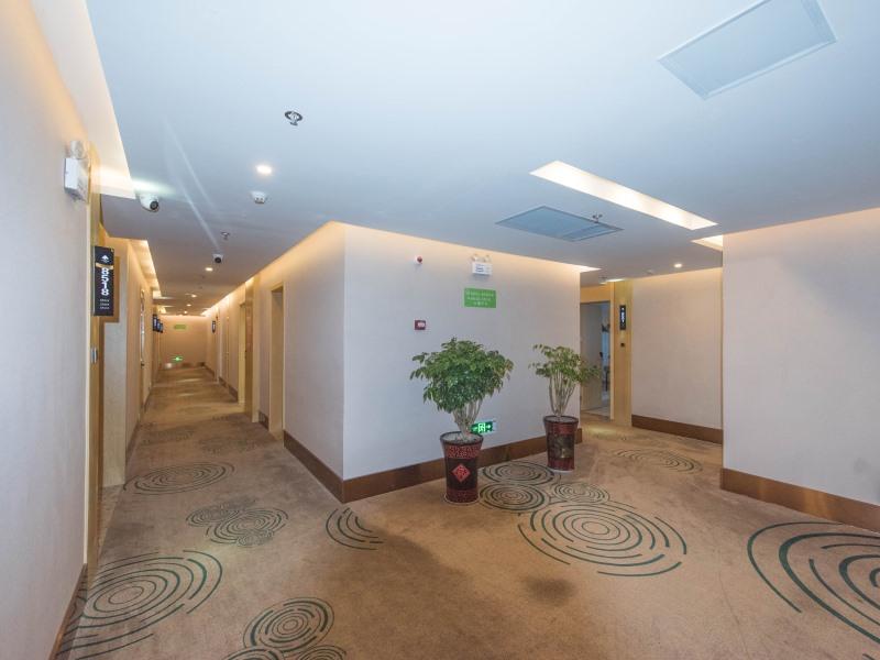 GreenTree Inn Chuzhou City Government Zijin Commercial City Select Hotel 8/35