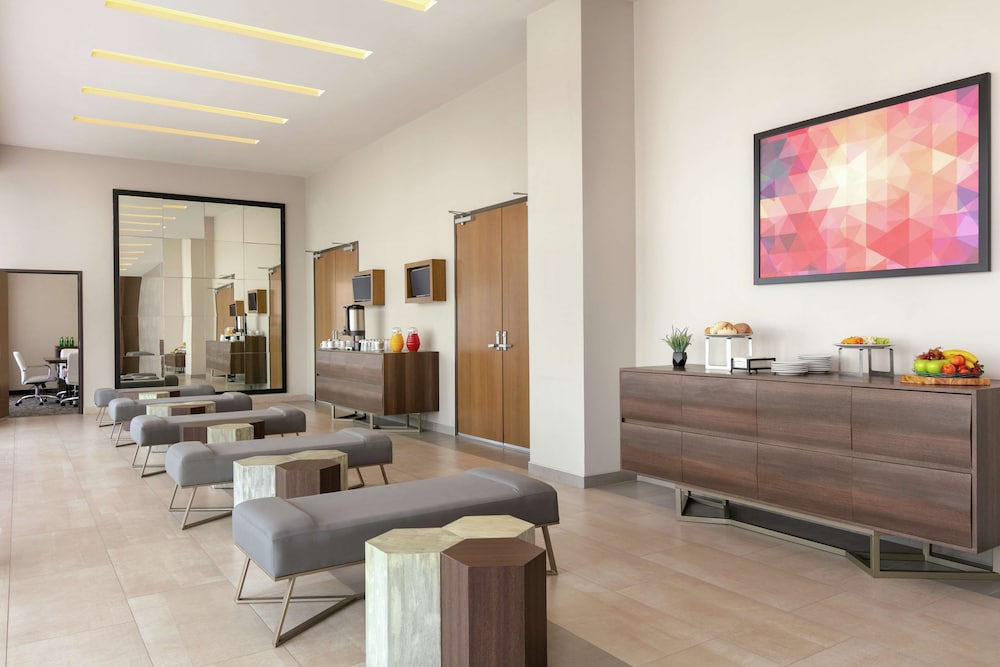 Homewood Suites By Hilton Monterrey Apodaca 12/47