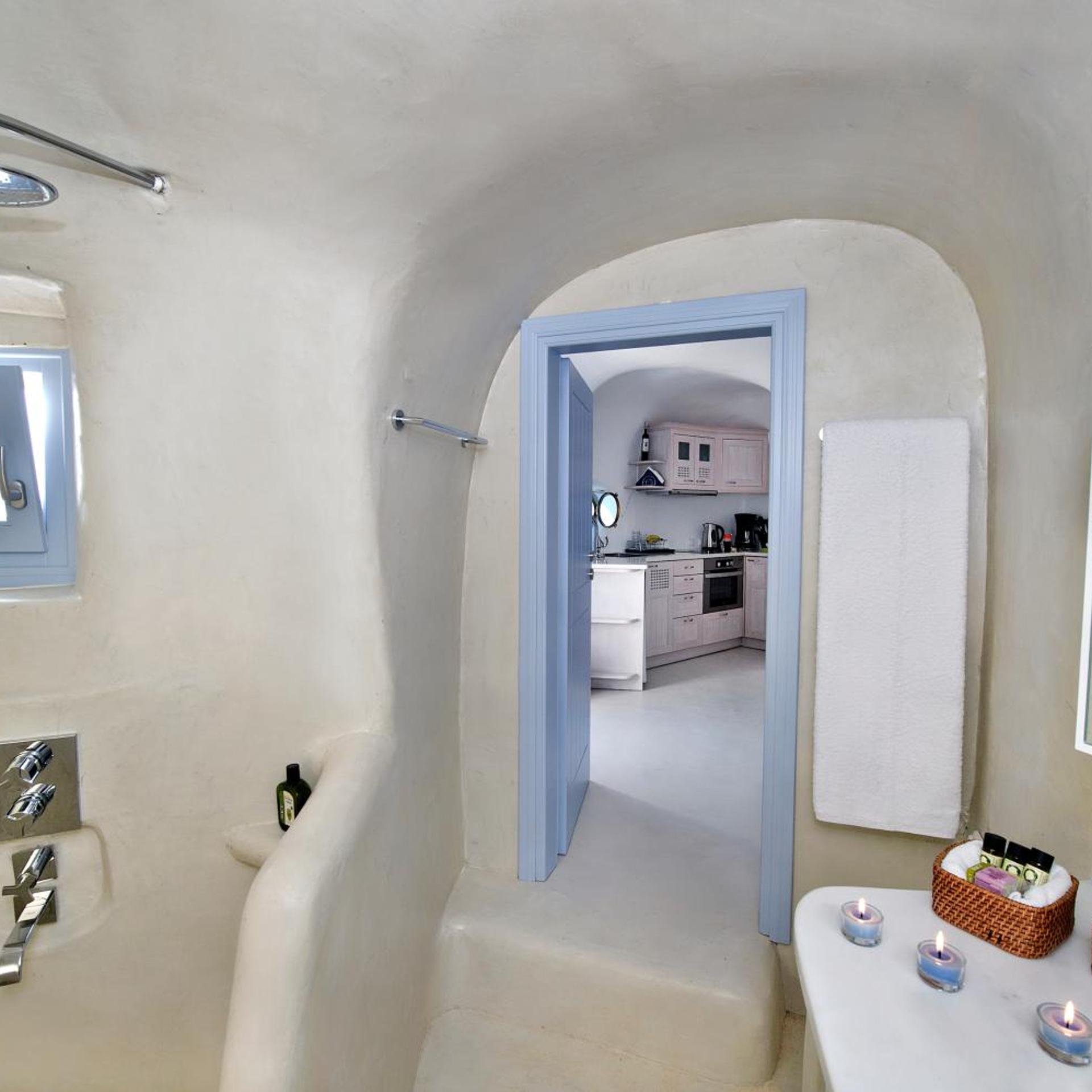1 Bedroom, Villa, Caldera View, Shared Pool، Anemomilos Hotel & Apartments 9/9