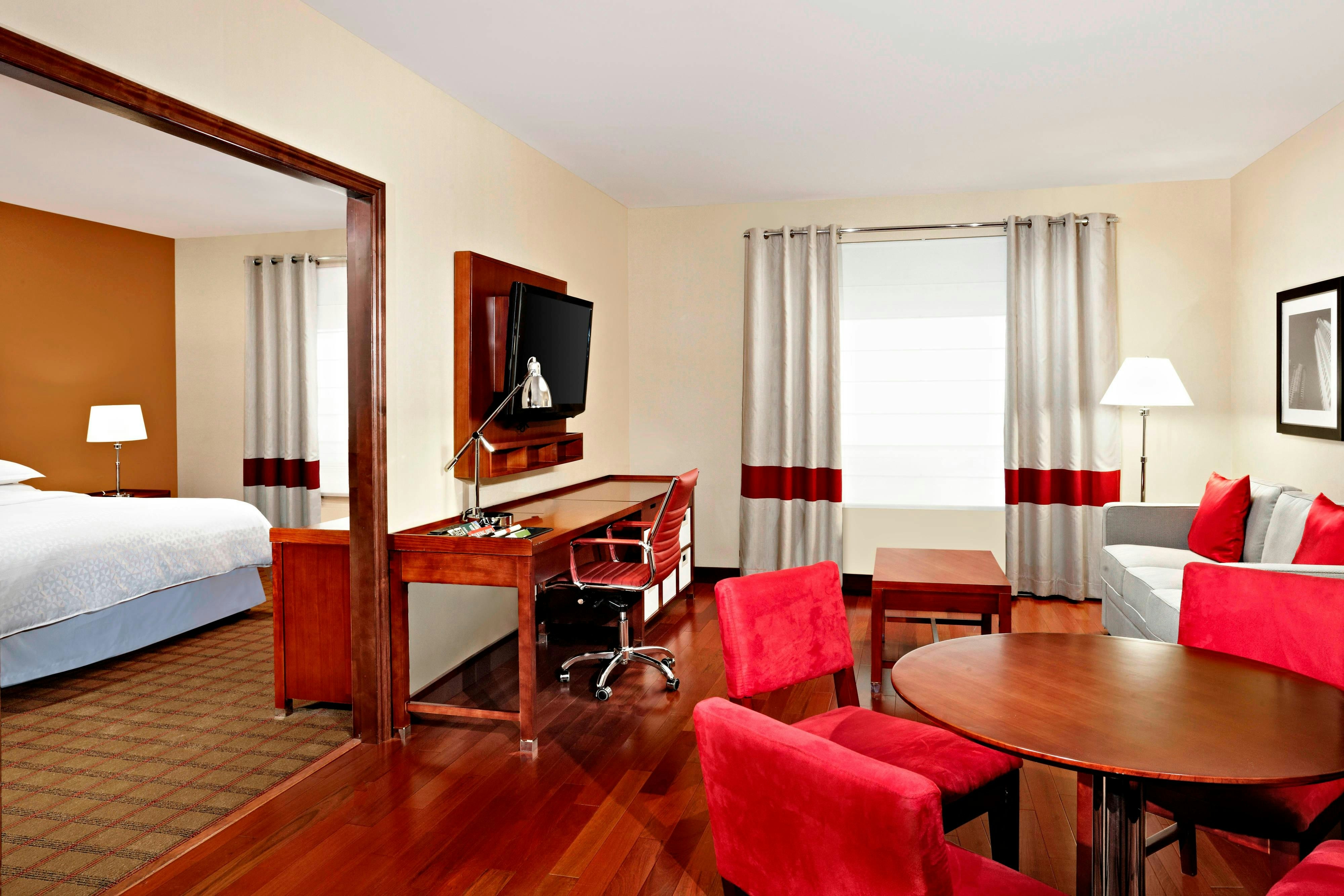 Four Points by Sheraton Calgary Airport 11/25
