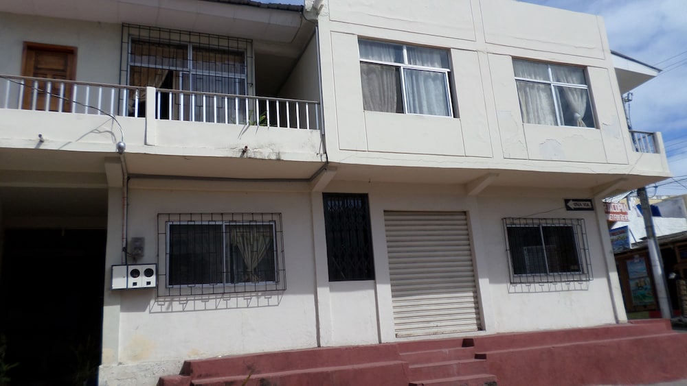 Miconia Hostal 2/49