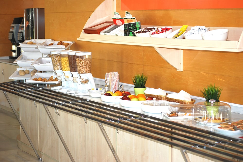 Holiday Inn Express Valencia Bonaire 34/50