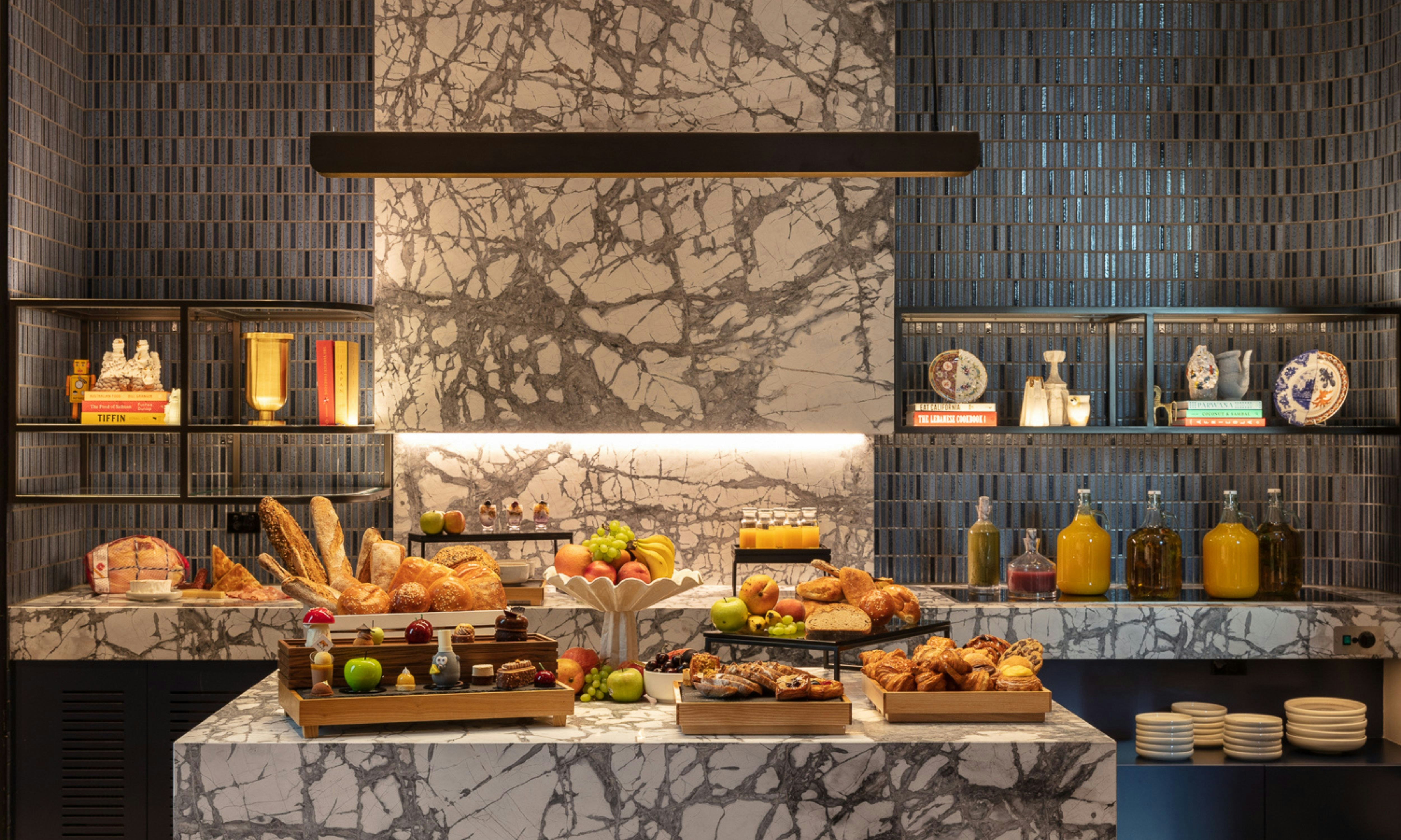 Next Hotel Melbourne, Curio Collection by Hilton 20/21