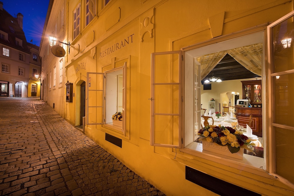 Boutique Hotel Constans 3/50