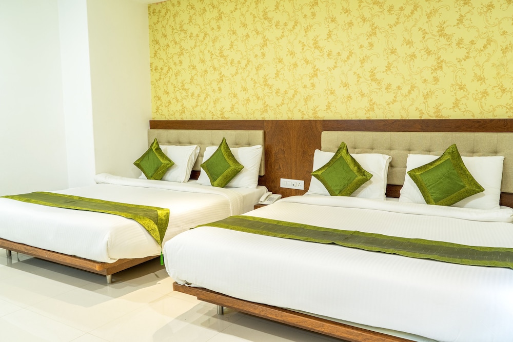 Pushpak Resort 33/67