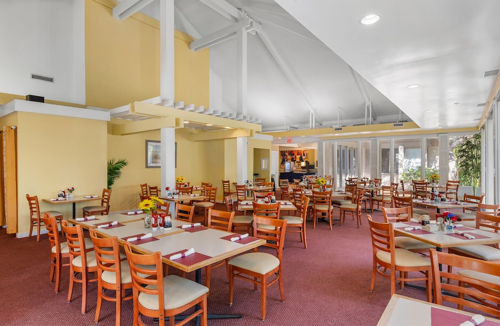 Ocean Creek Resort 53/73