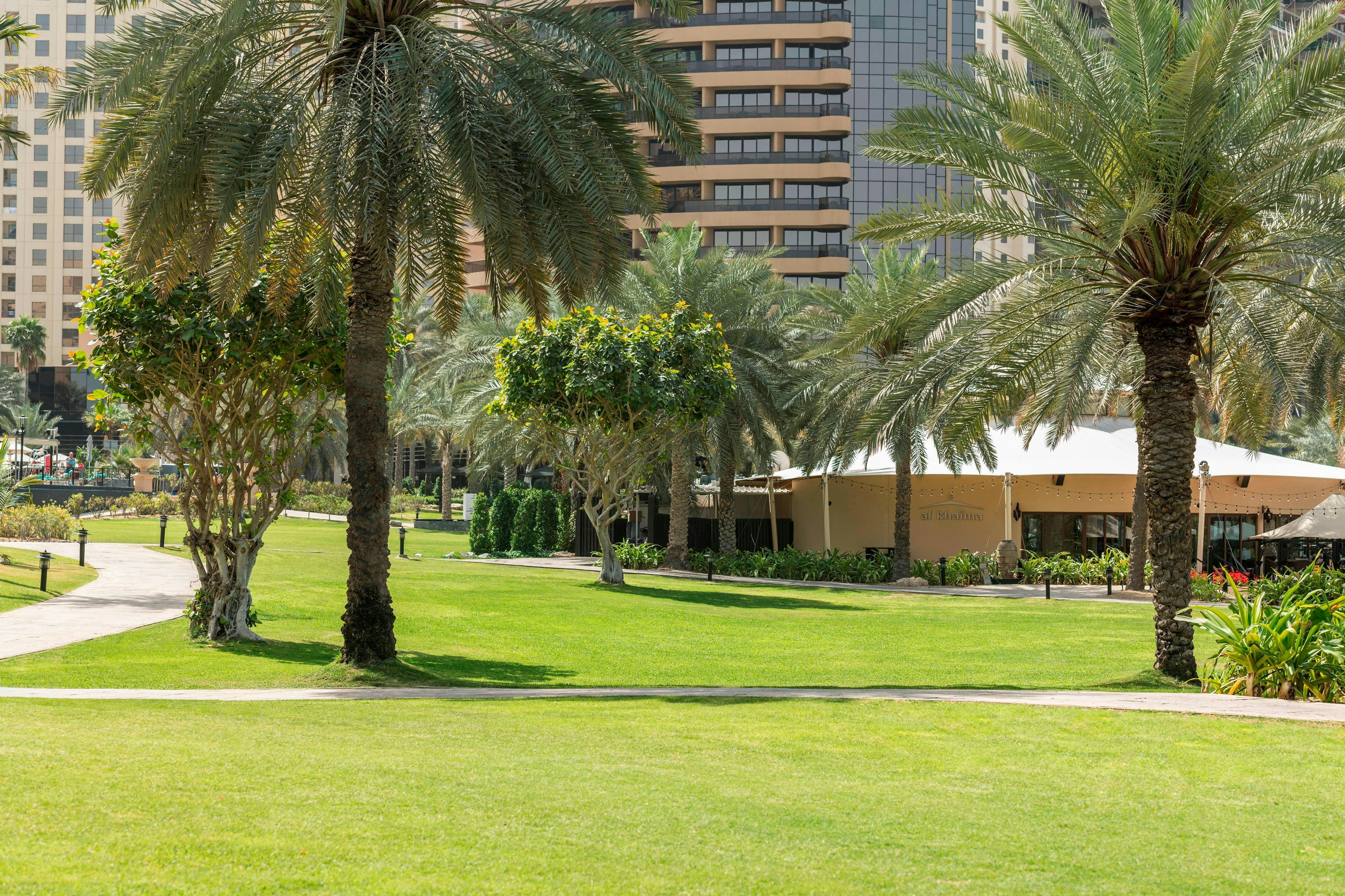 Le Royal Meridien Beach Resort & Spa 76/78