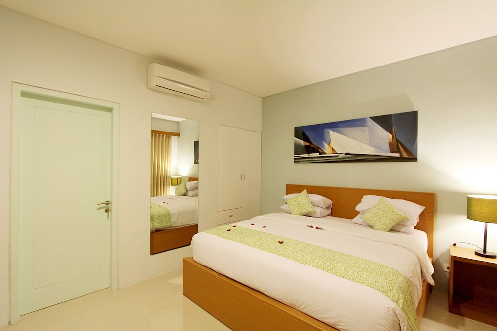 Apple Suite Apartment 22/56
