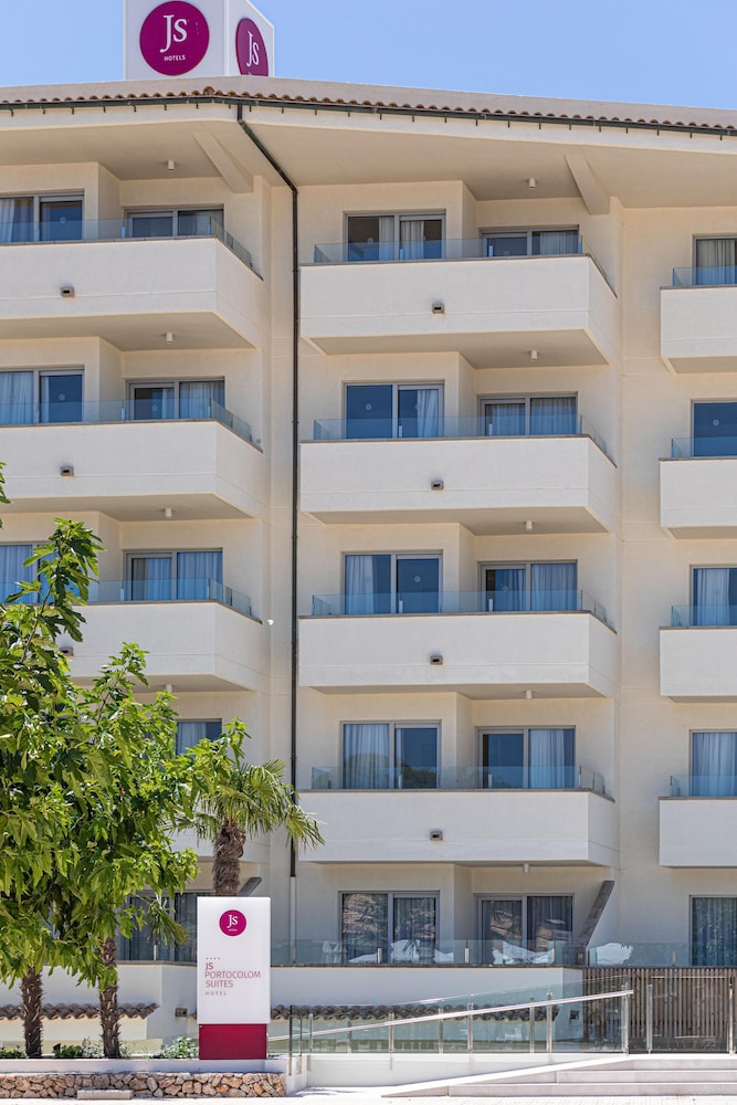 Js Portocolom Suites 1/50
