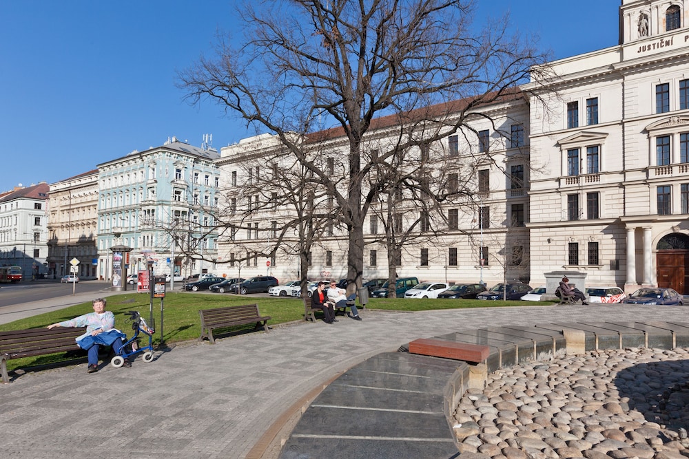 Royal Prague City Apartments 40/50