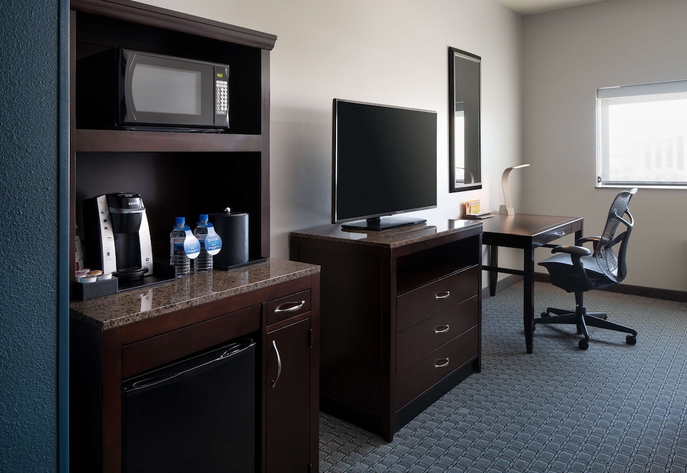 Hilton Garden Inn Cherry Creek 50/62