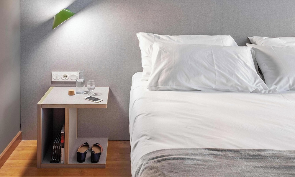 Ibis Styles Pamplona Noain 12/36