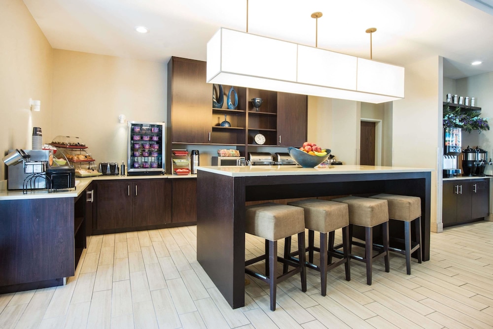 HAWTHORN SUITES BY WYNDHAM ST CLAIRSVILLE 12/26