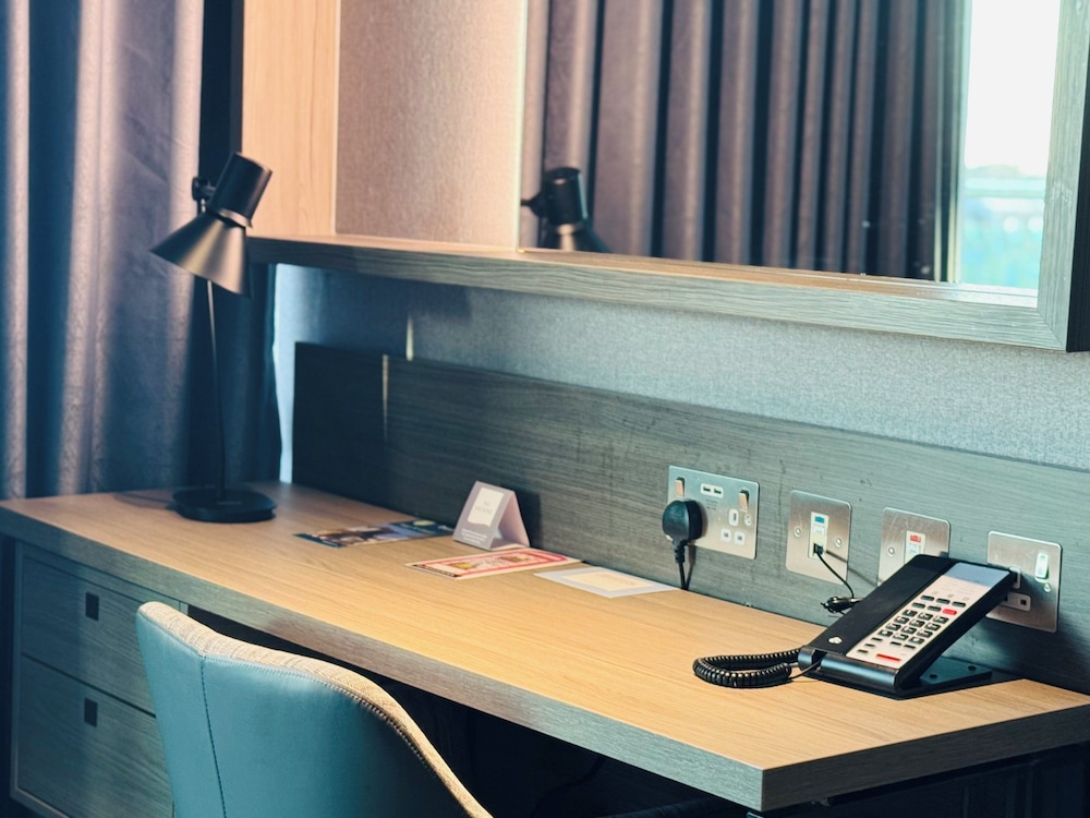 Crowne Plaza London - Kingston 6/50